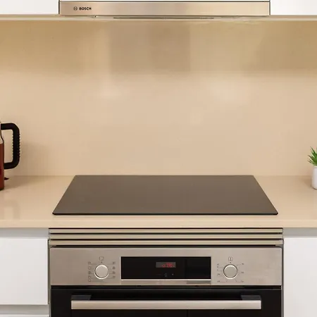 One 80 By Alfresco 에스테포나