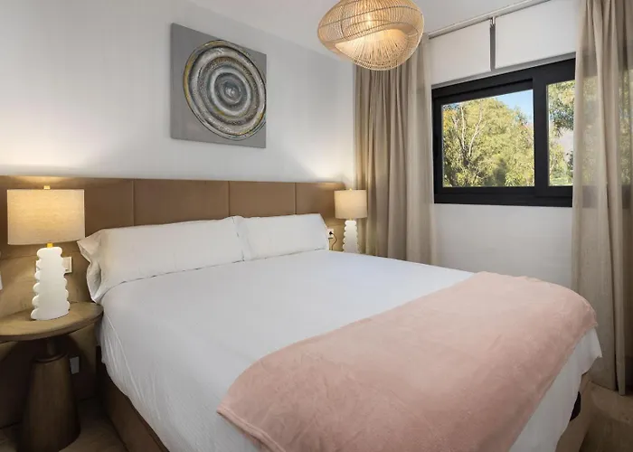 One 80 By Alfresco Apartment